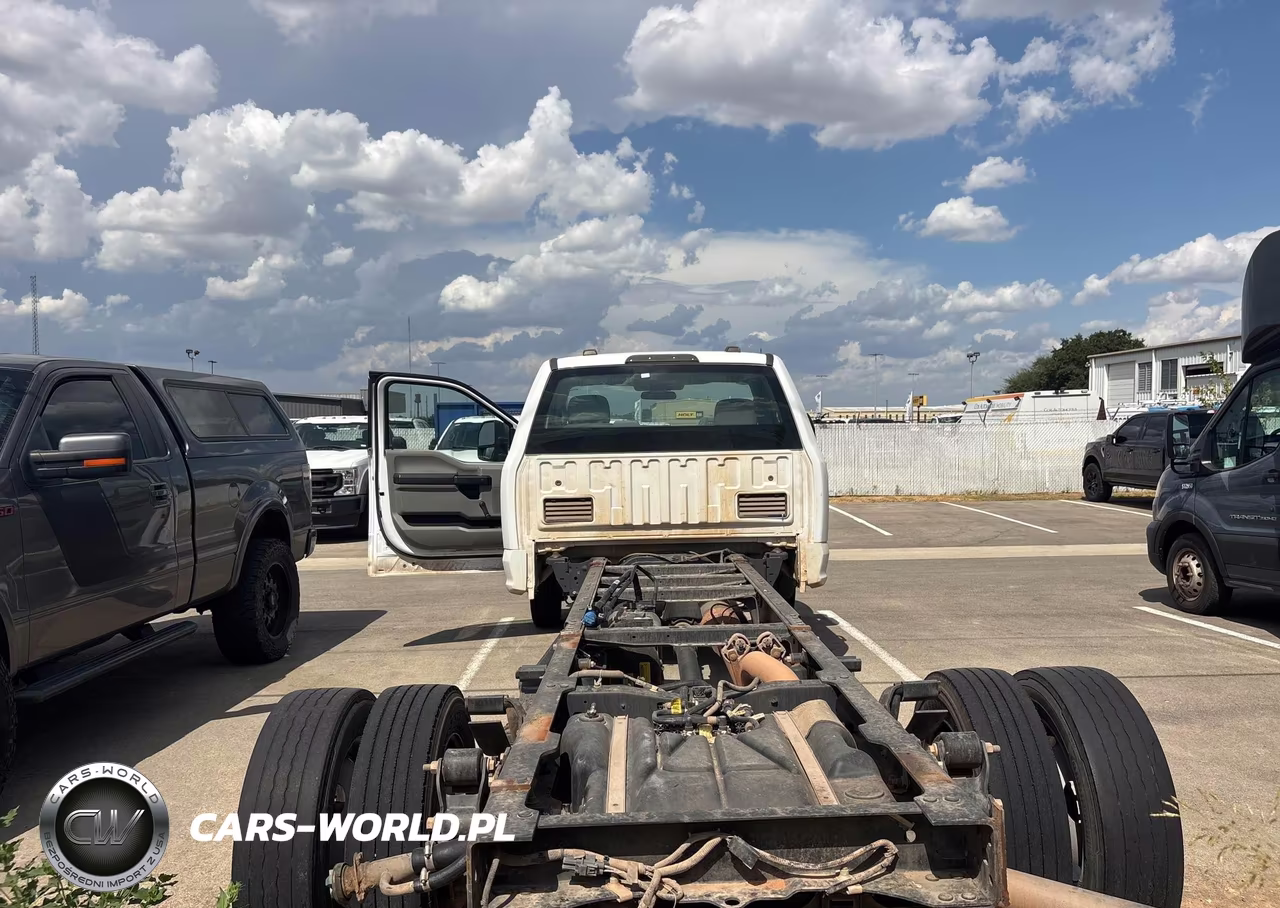 2022 Ford F-550 Chassis Xl VIN:1FDUF5GT0NDA13176 - 8