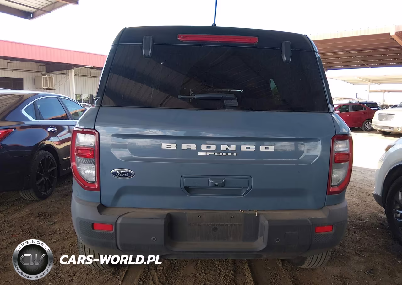 2025 Ford Bronco Sport Outer Banks VIN:3FMCR9CN1SRE68199 - 16