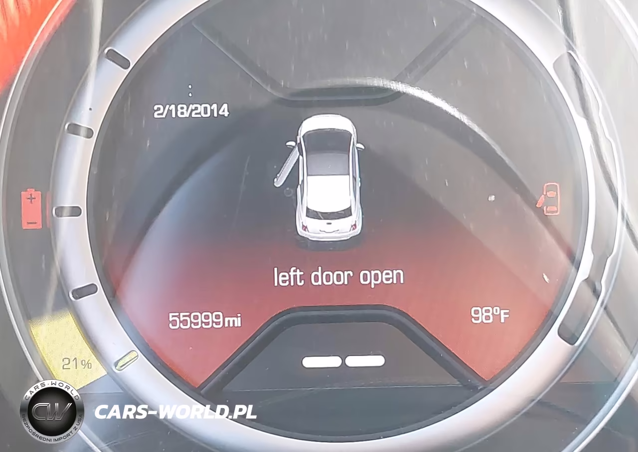 2015 Fiat 500E Battery Electric VIN:3C3CFFGE0FT575943 - 10