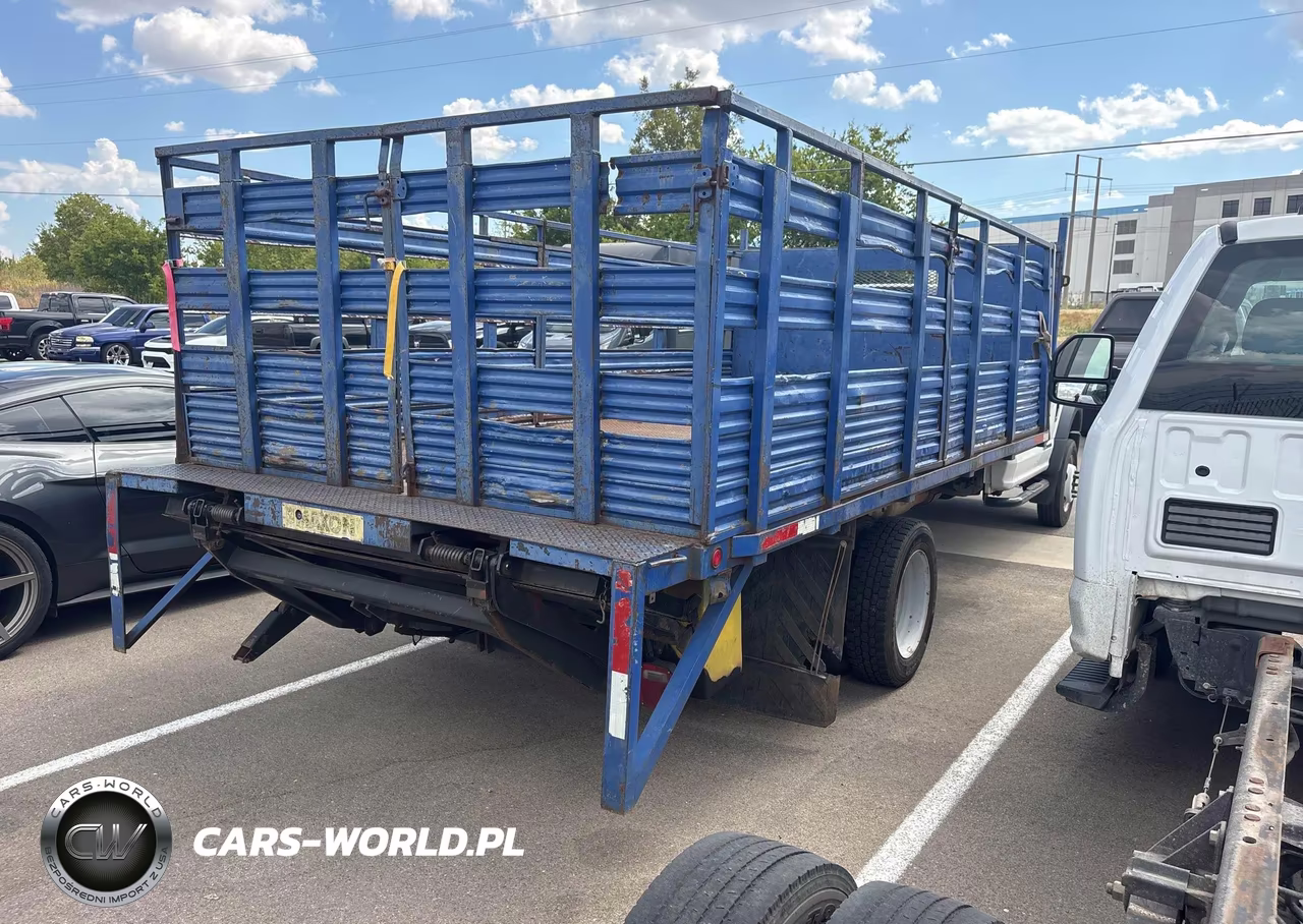 2022 Ford F-550 Chassis Xl VIN:1FDUF5GT9NDA13175 - 4