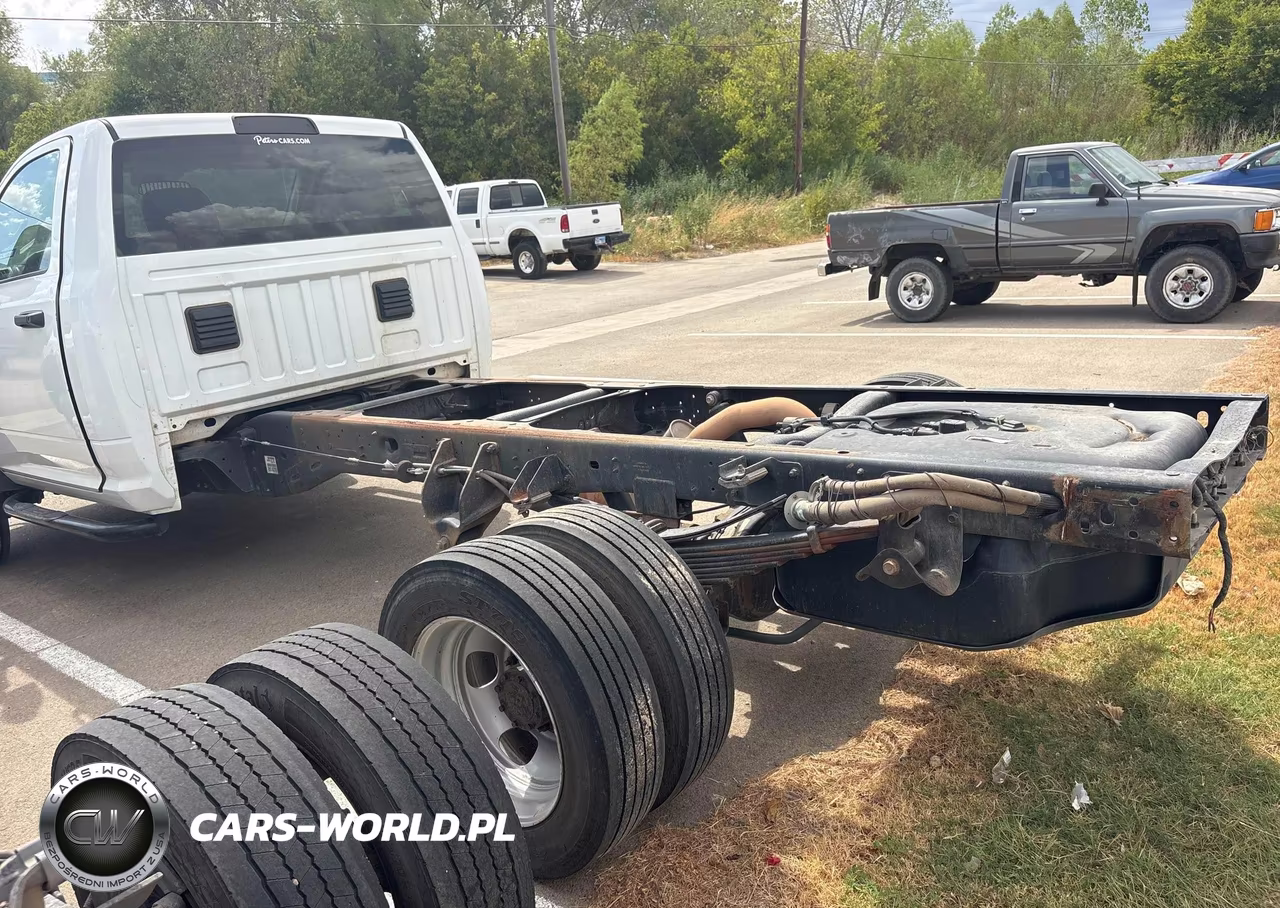 2017 Ram 4500 Chassis Tradesman-Slt VIN:3C7WRKBJ1HG706597 - 3