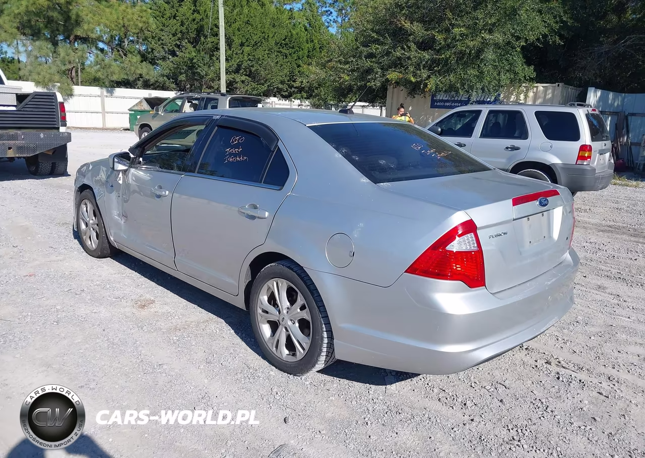 2012 Ford Fusion Se VIN:3FAHP0HA0CR361086 - 3
