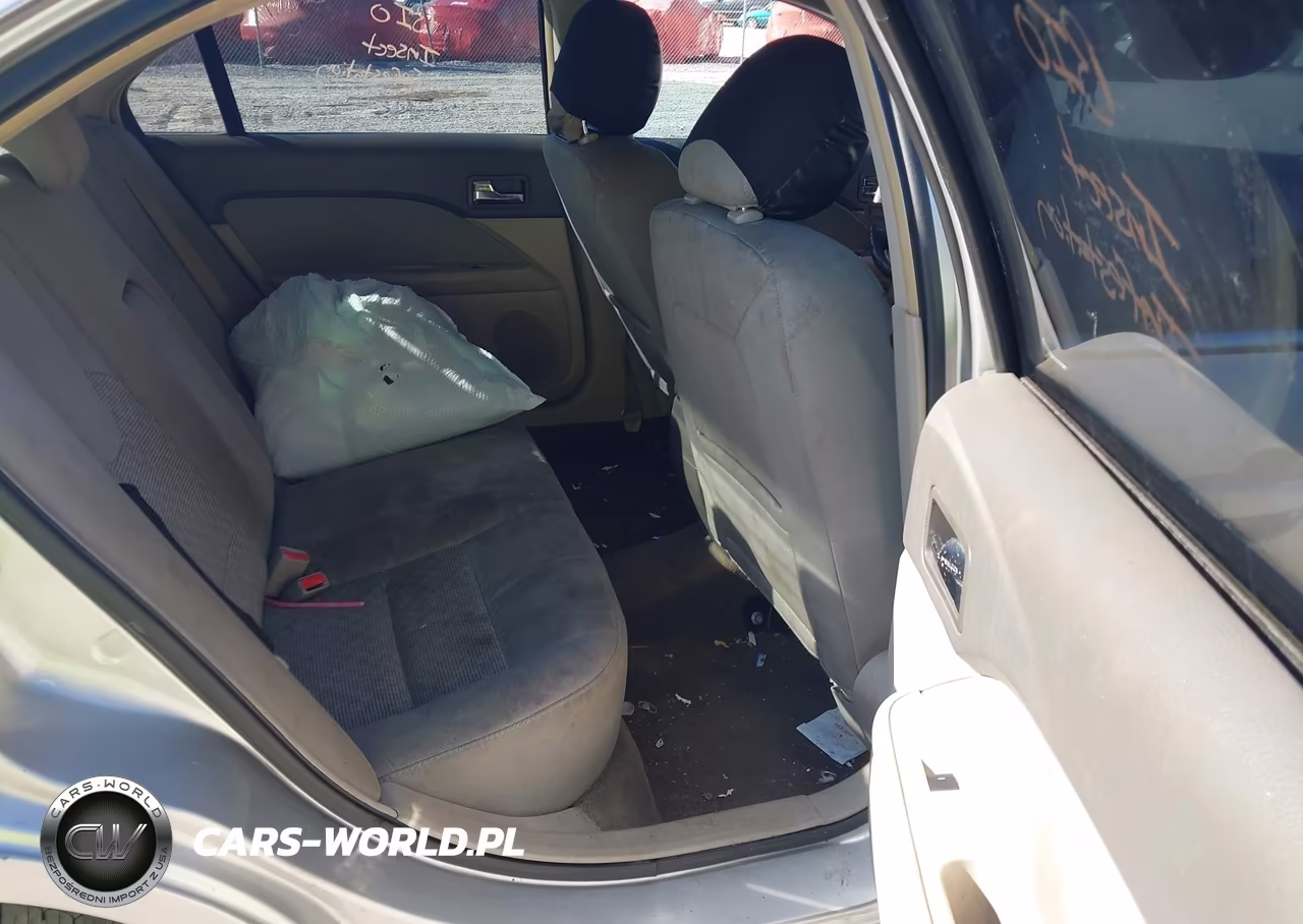 2012 Ford Fusion Se VIN:3FAHP0HA0CR361086 - 8