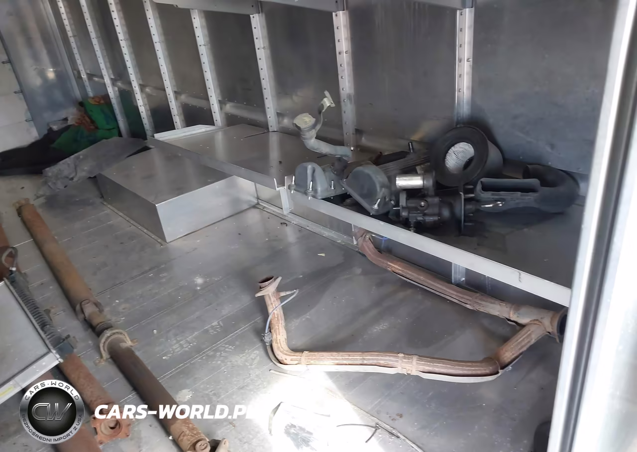 2016 Ford E-450 Stripped VIN:1FC3E4KL3GDC23293 - 17