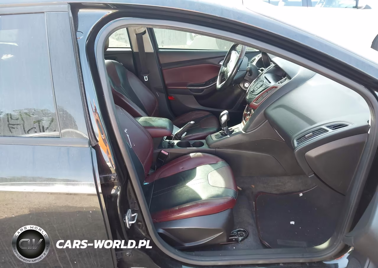 2012 Ford Focus Se VIN:1FAHP3F29CL172934 - 5