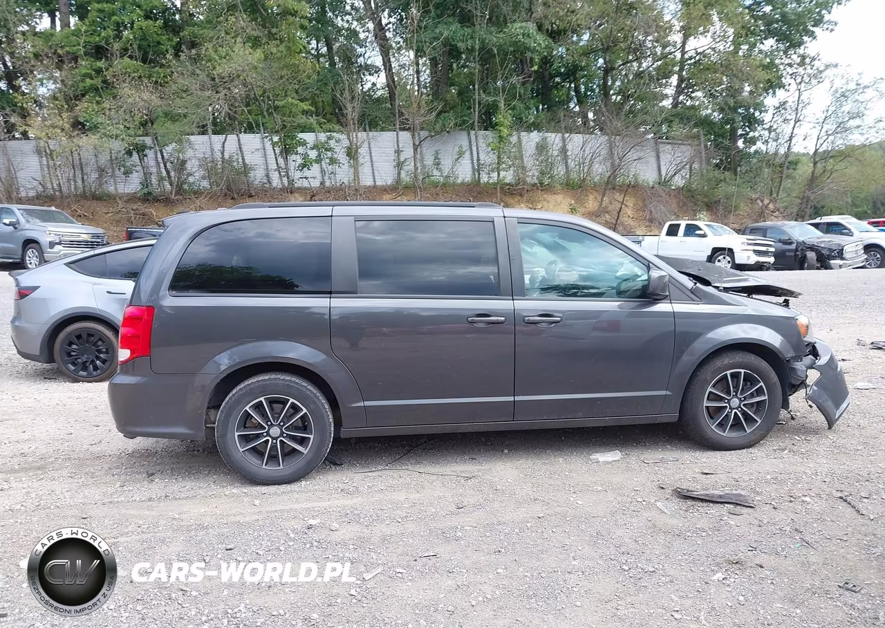 2019 Dodge Grand Caravan Gt VIN:2C4RDGEG0KR513297 - 13
