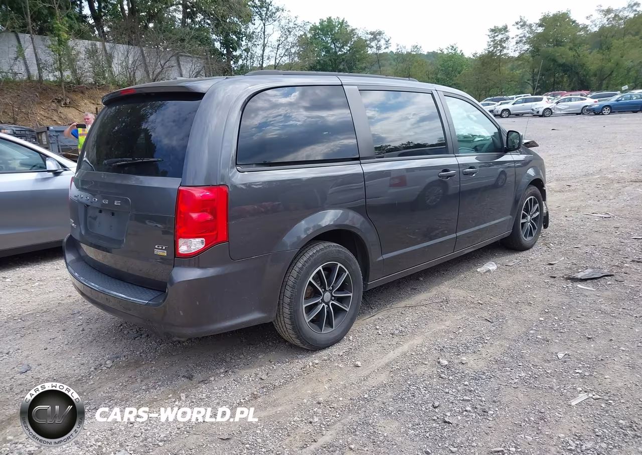 2019 Dodge Grand Caravan Gt VIN:2C4RDGEG0KR513297 - 4