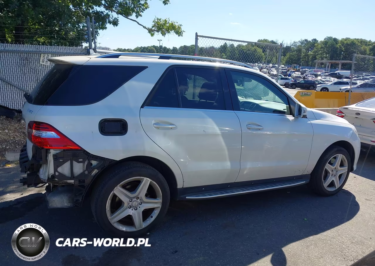 2014 Mercedes-Benz Ml 550 4Matic VIN:4JGDA7DB6EA413010 - 13