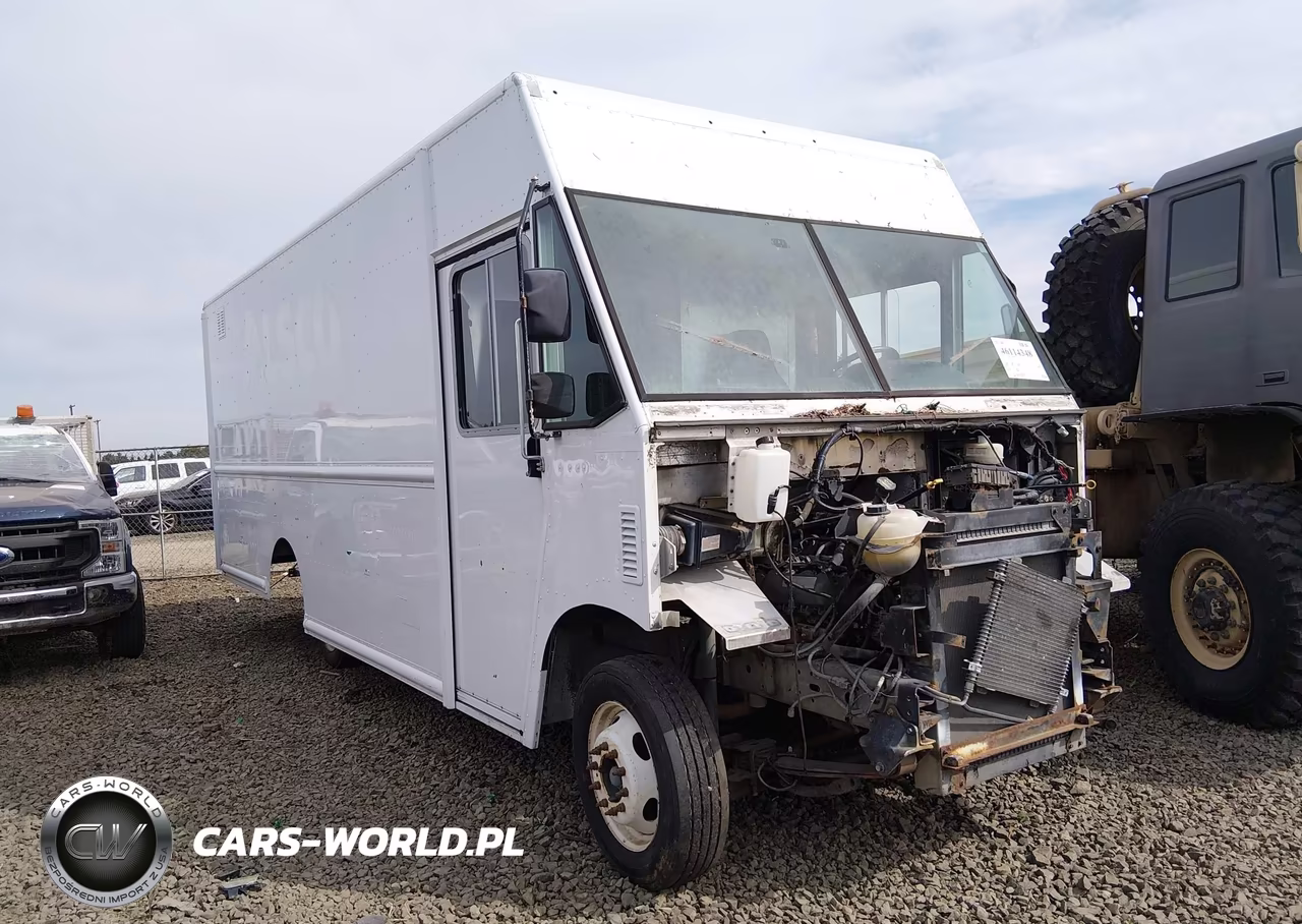 2017 Ford F-59 Commercial Stripped