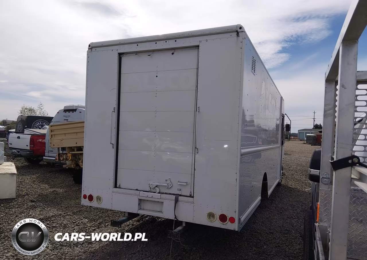 2017 Ford F-59 Commercial Stripped VIN:1F65F5KY2H0A17191 - 4