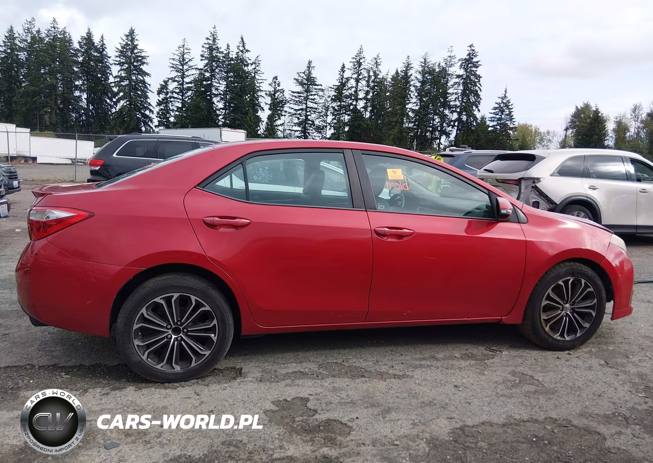 2015 Toyota Corolla S Plus VIN:5YFBURHE8FP230353 - 14