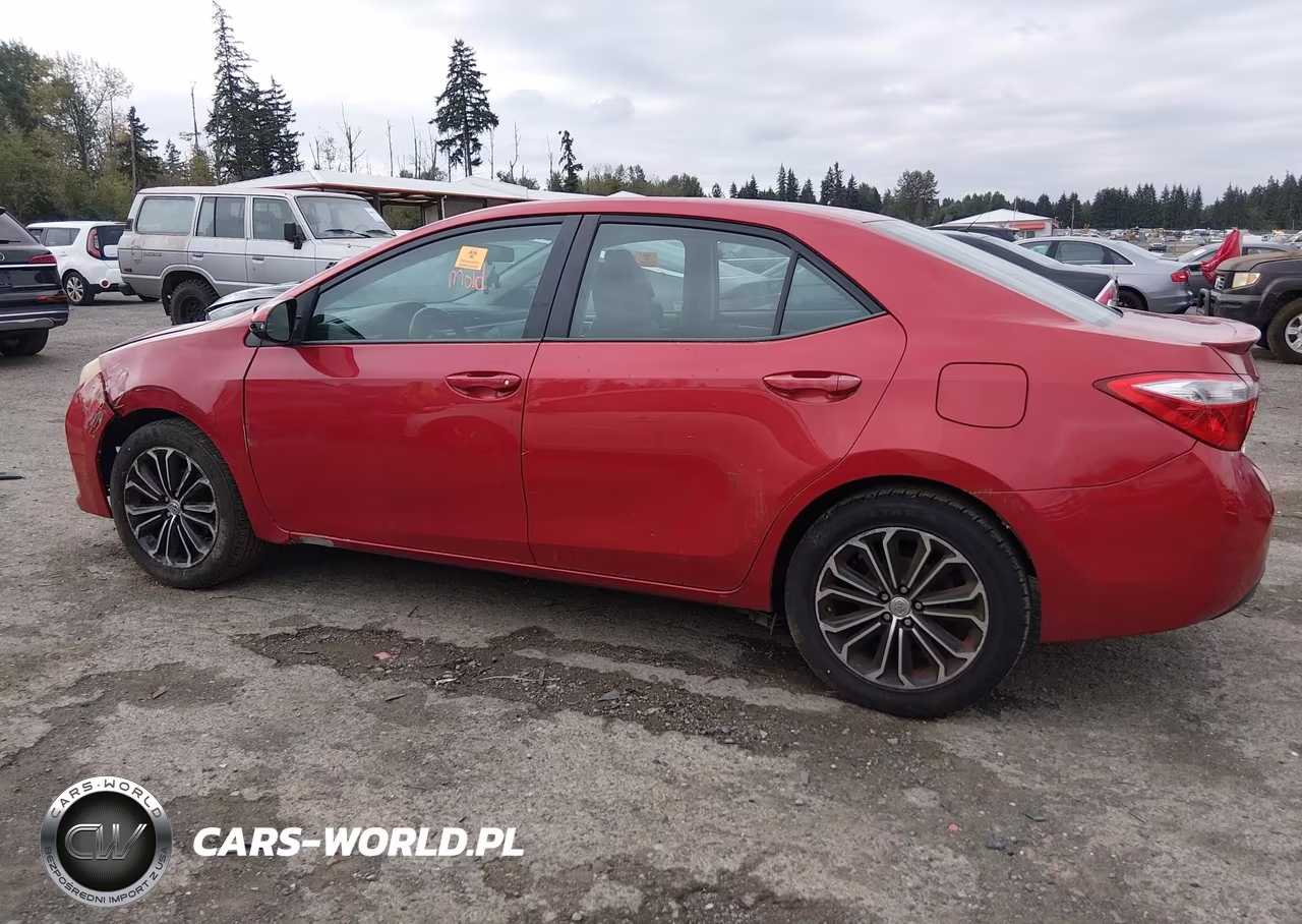 2015 Toyota Corolla S Plus VIN:5YFBURHE8FP230353 - 15