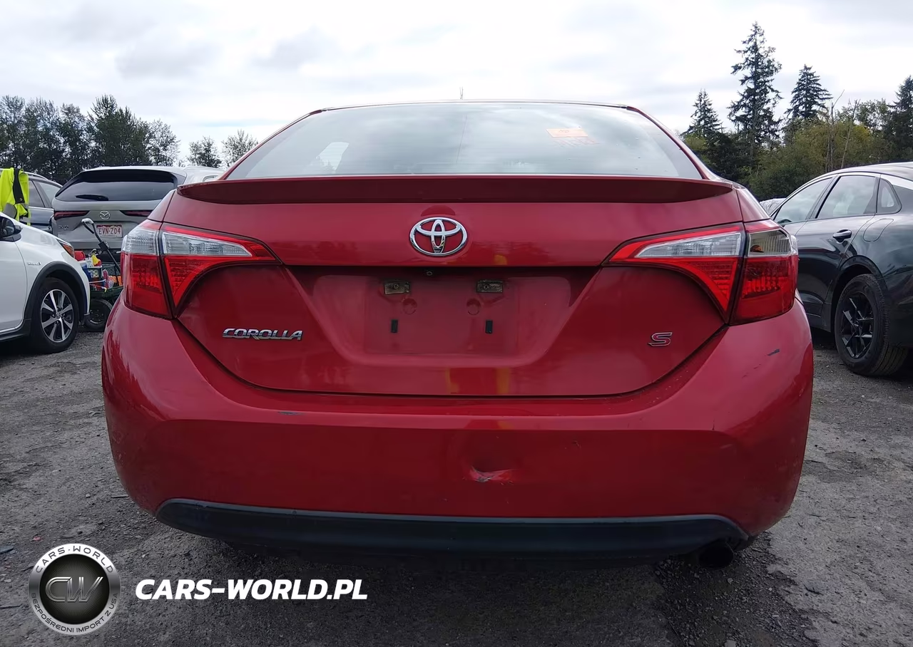 2015 Toyota Corolla S Plus VIN:5YFBURHE8FP230353 - 17