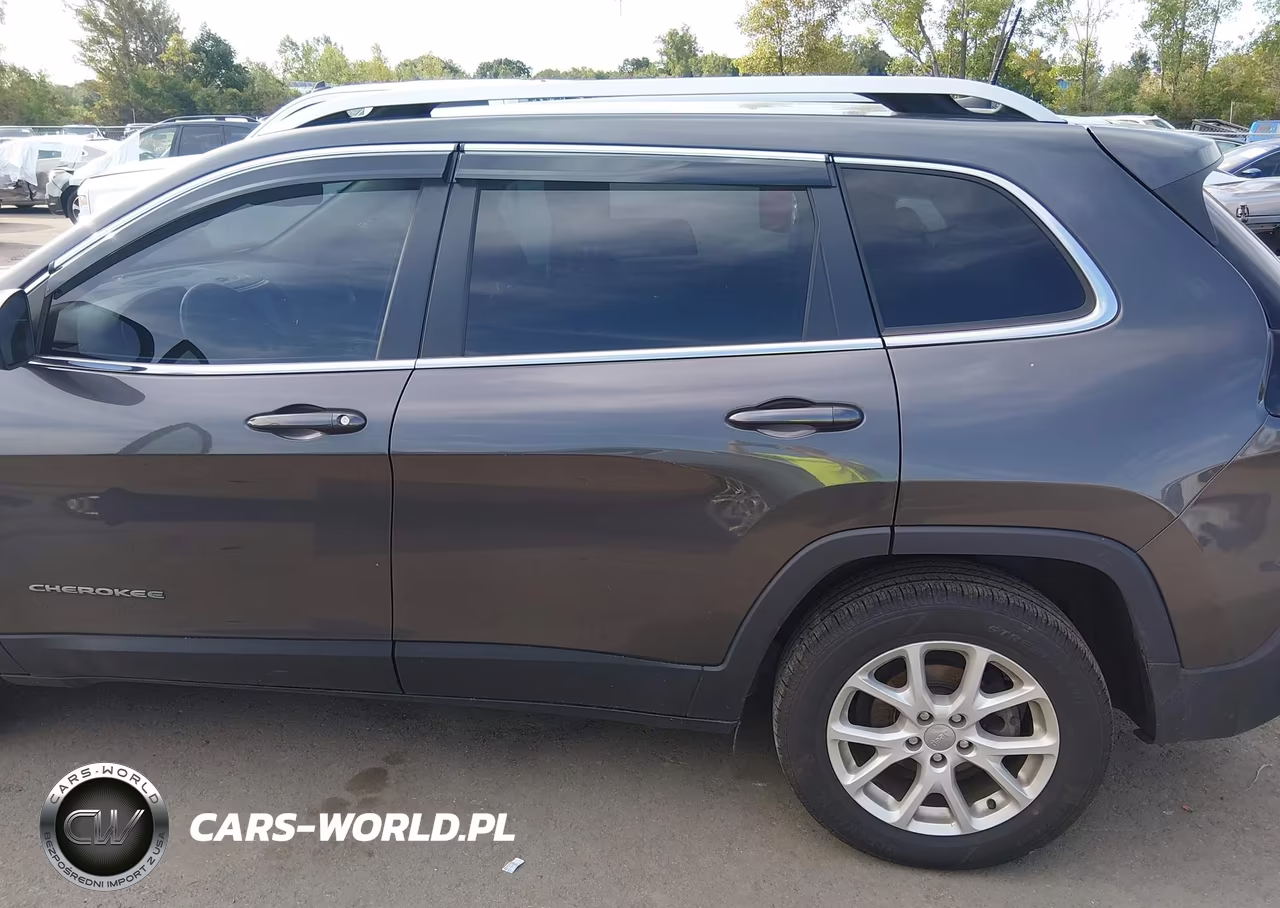 2017 Jeep Cherokee Latitude Fwd VIN:1C4PJLCB8HW540957 - 14