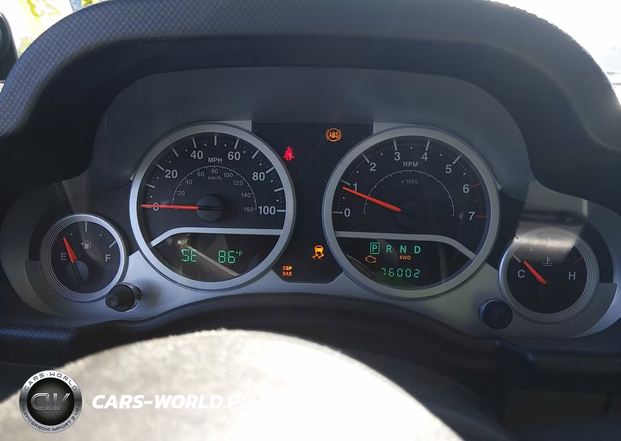 2009 Jeep Wrangler Sahara VIN:1J8FA54159L716890 - 7