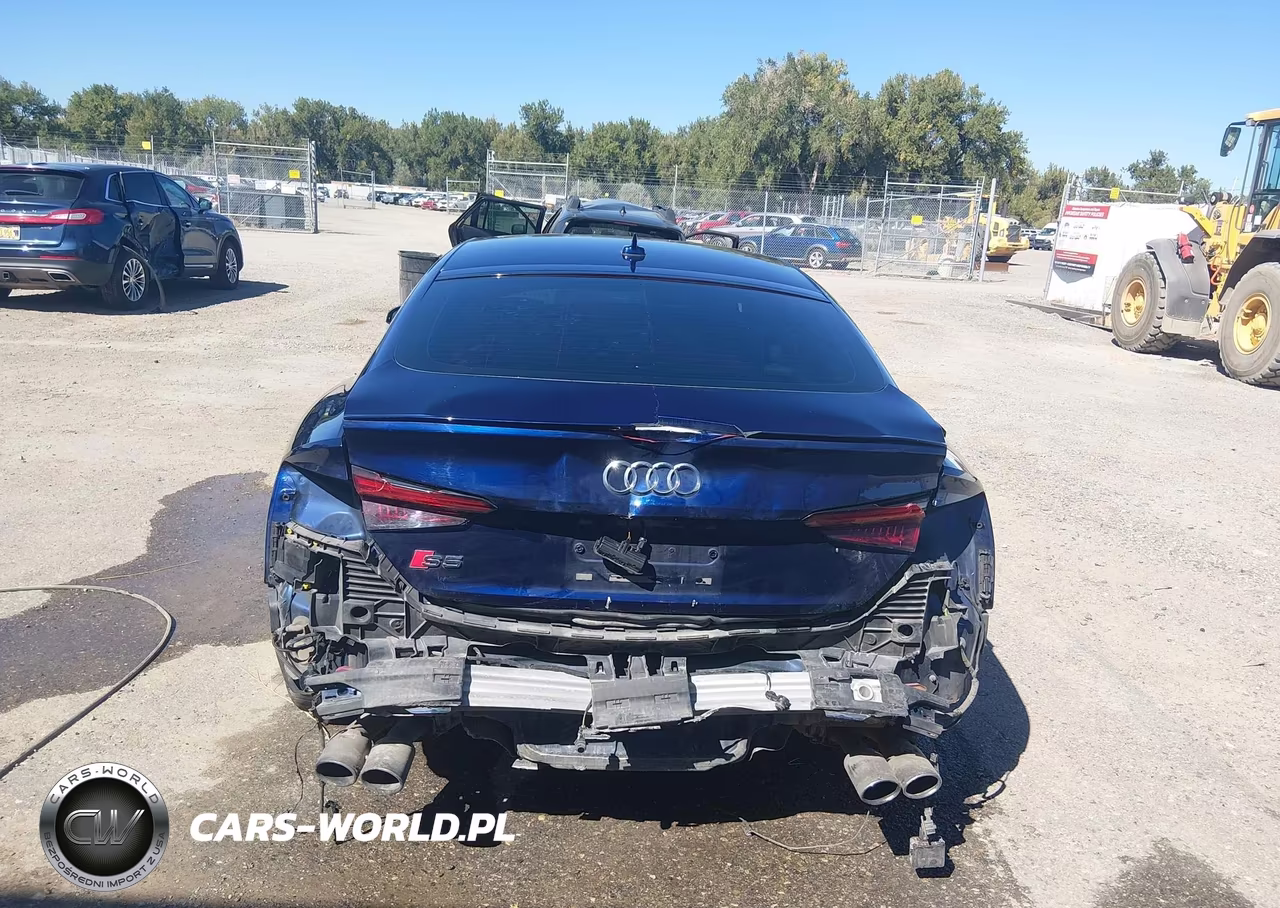 2019 Audi S5 3.0T Premium VIN:WAUC4CF54KA003418 - 17