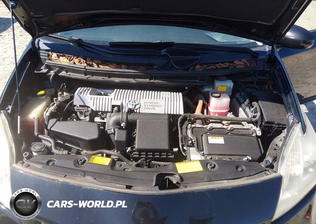 2014 Toyota Prius Two VIN:JTDKN3DU9E1810558 - 10