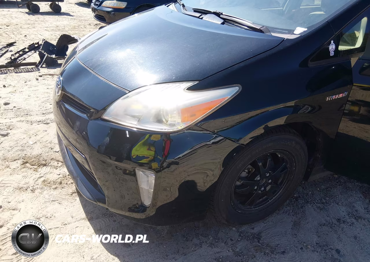 2014 Toyota Prius Two VIN:JTDKN3DU9E1810558 - 6