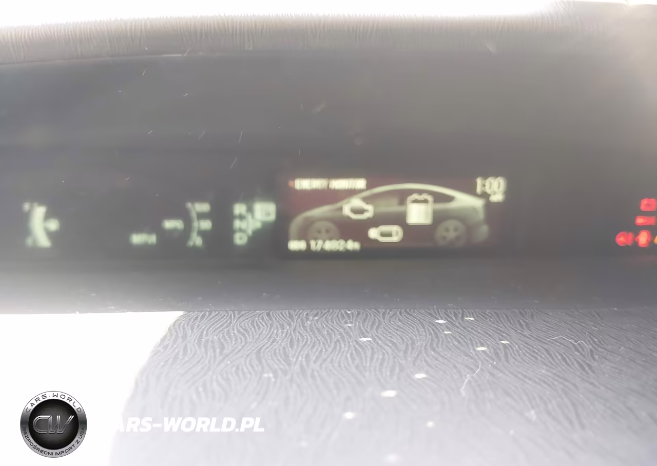 2014 Toyota Prius Two VIN:JTDKN3DU9E1810558 - 7