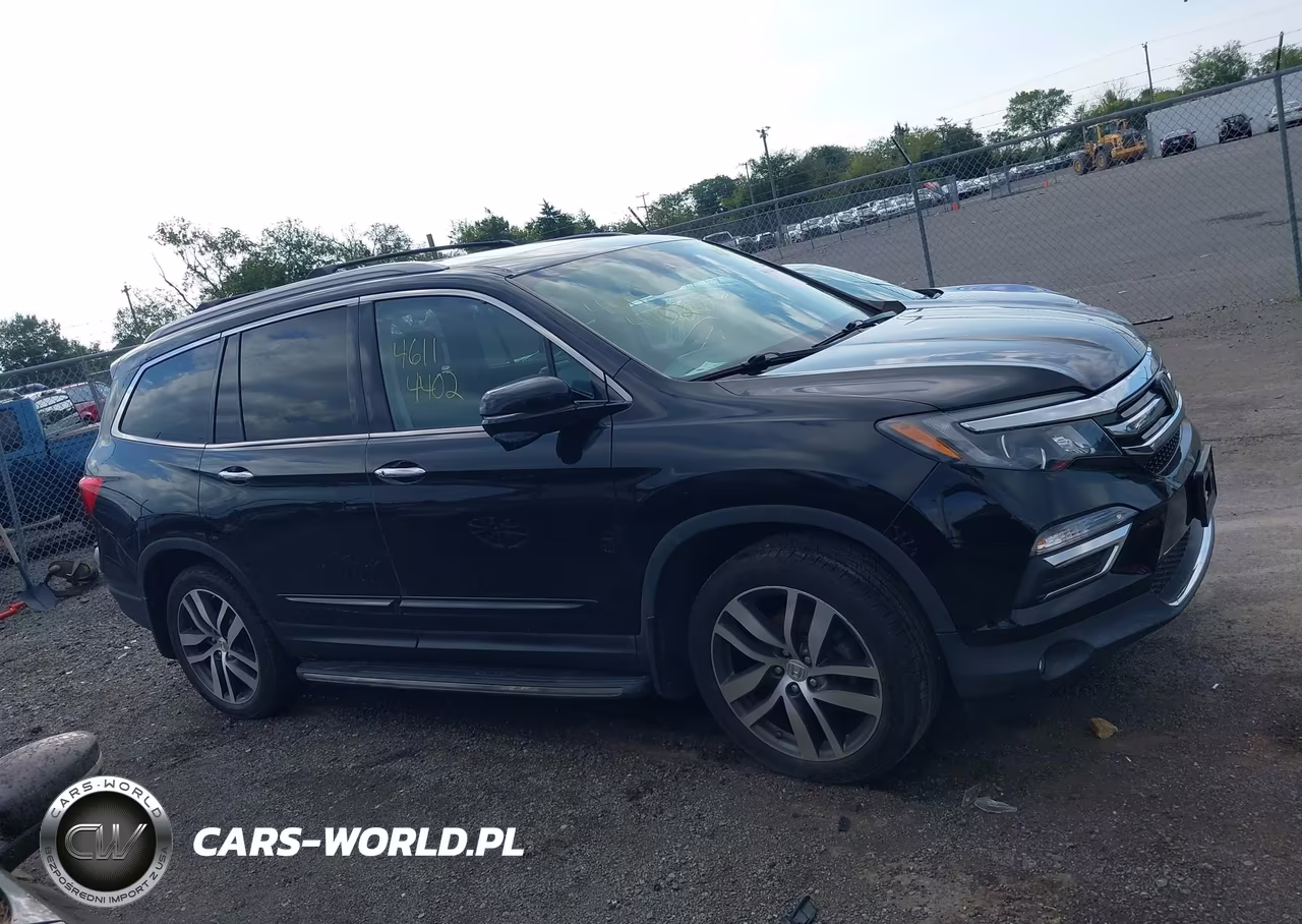 2016 Honda Pilot Touring VIN:5FNYF6H97GB047352 - 14