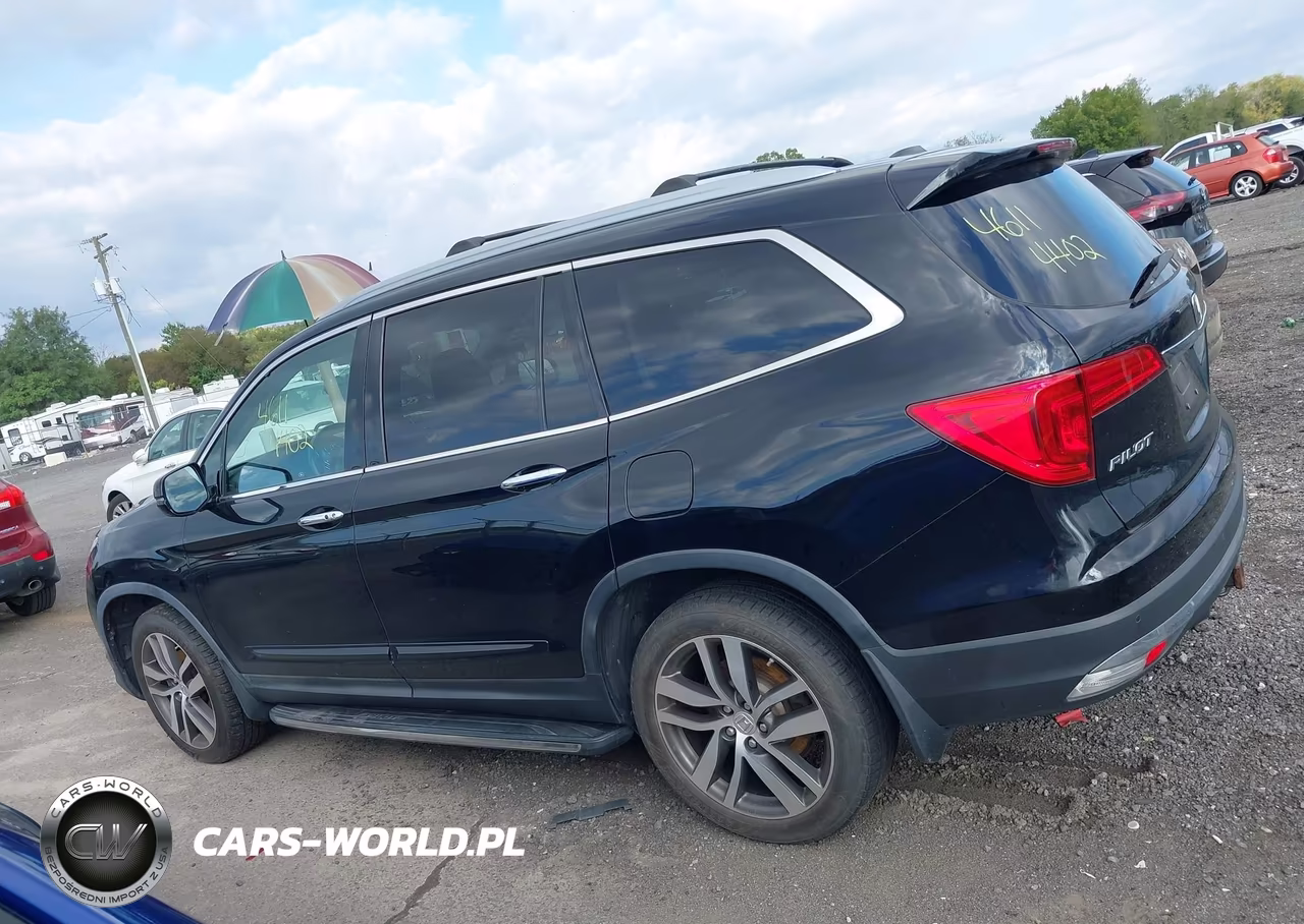 2016 Honda Pilot Touring VIN:5FNYF6H97GB047352 - 15