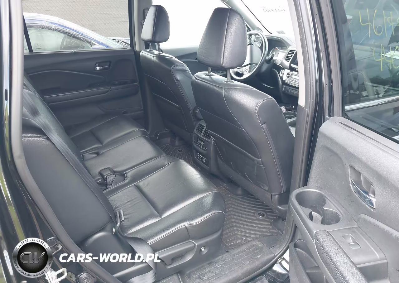 2016 Honda Pilot Touring VIN:5FNYF6H97GB047352 - 8