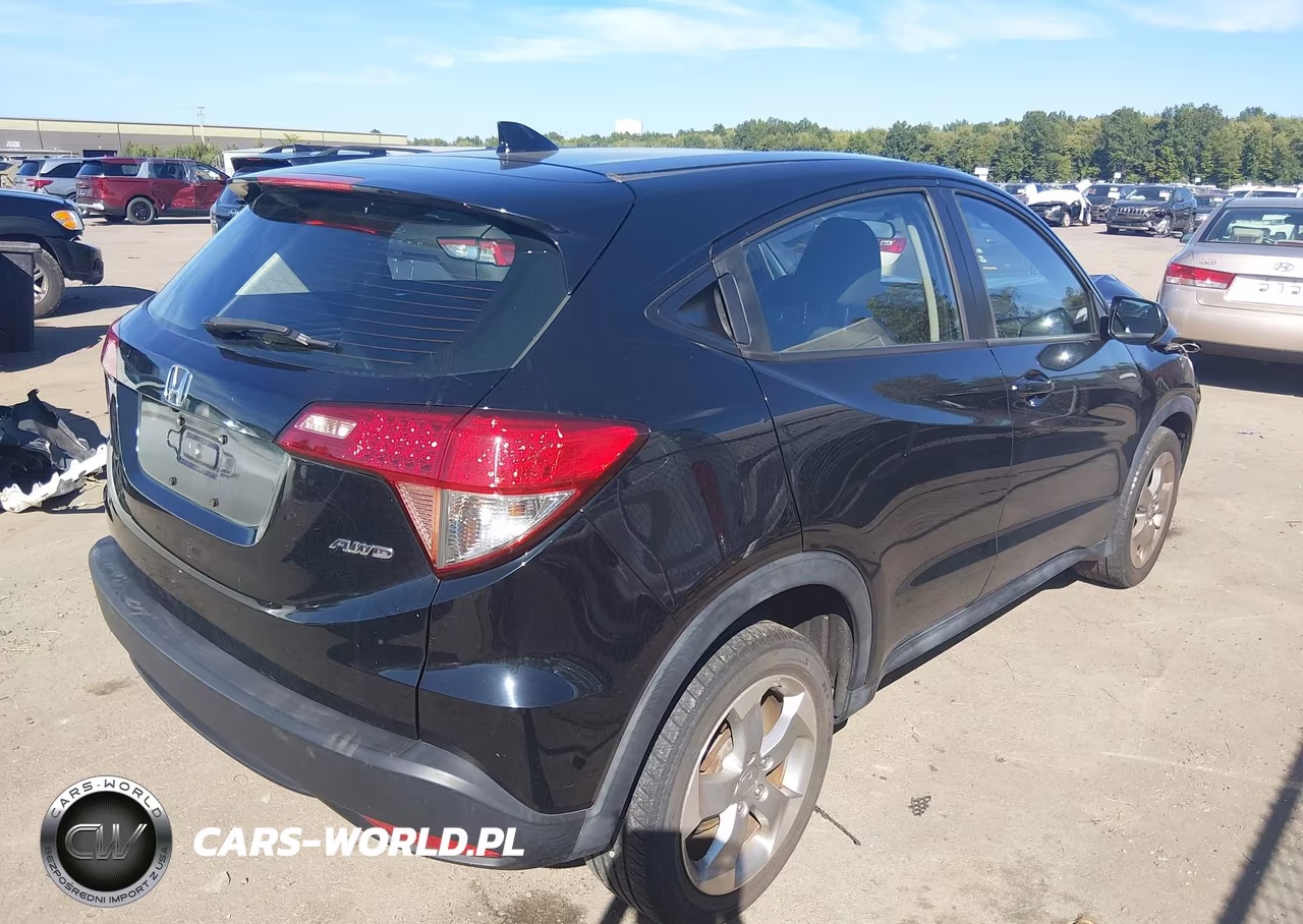 2017 Honda Hr-V Lx VIN:3CZRU6H36HG700961 - 4