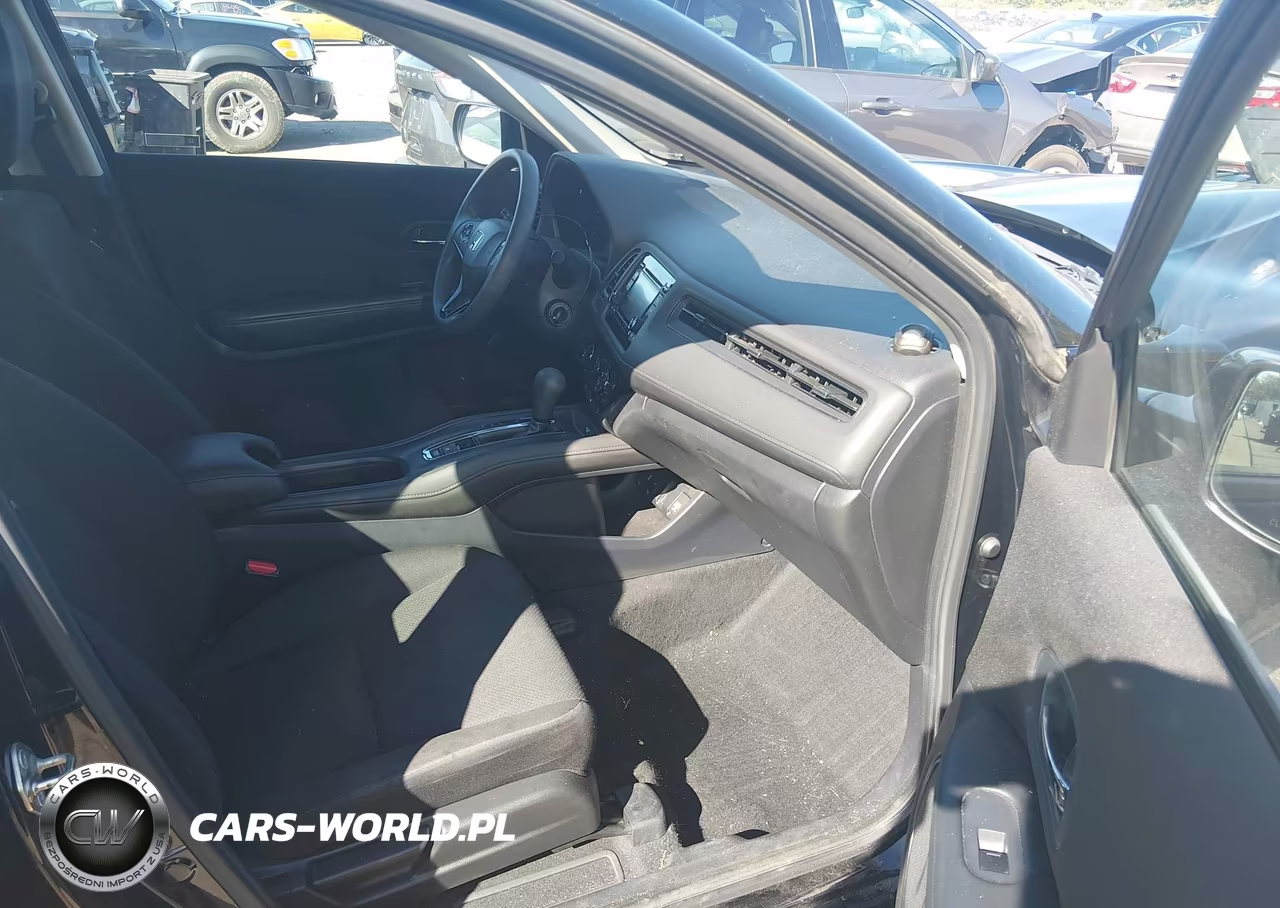 2017 Honda Hr-V Lx VIN:3CZRU6H36HG700961 - 5