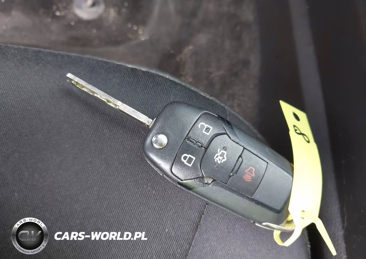 2015 Ford Fusion S VIN:3FA6P0G72FR131101 - 11