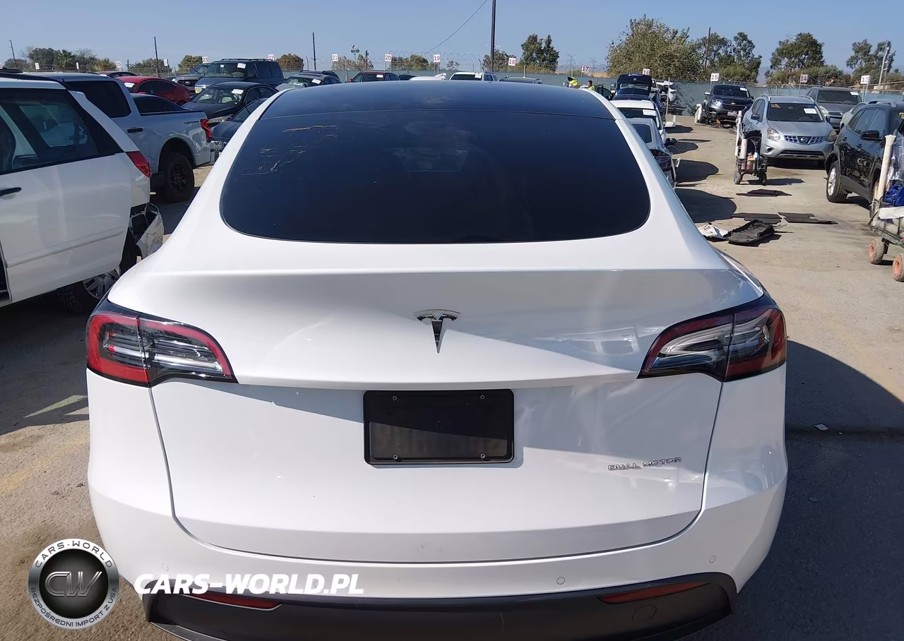 2022 Tesla Model Y Long Range Dual Motor All-Wheel Drive VIN:7SAYGDEE2NF436077 - 15