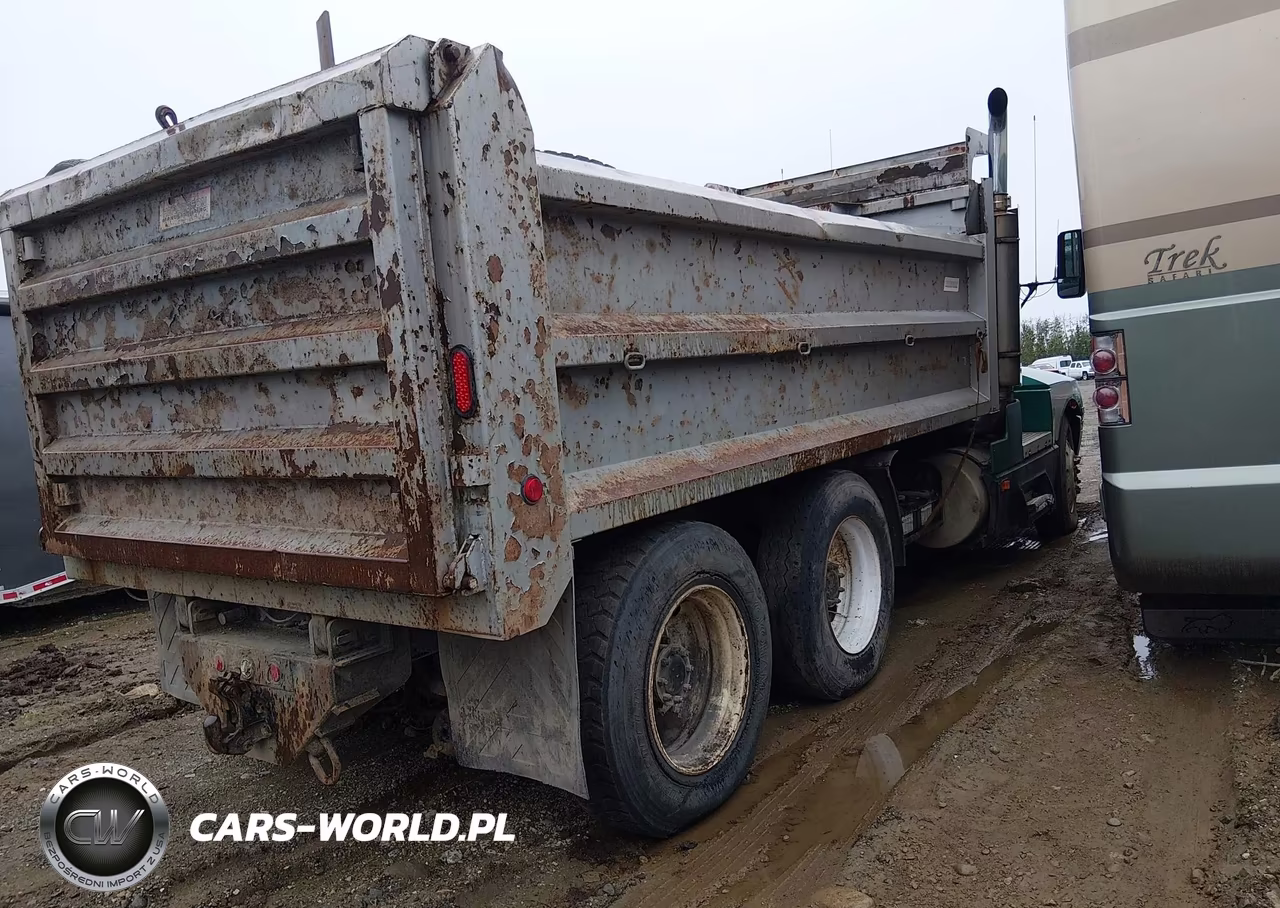 1992 Kenworth Construction T600 VIN:2XKADR9X4NM928194 - 4