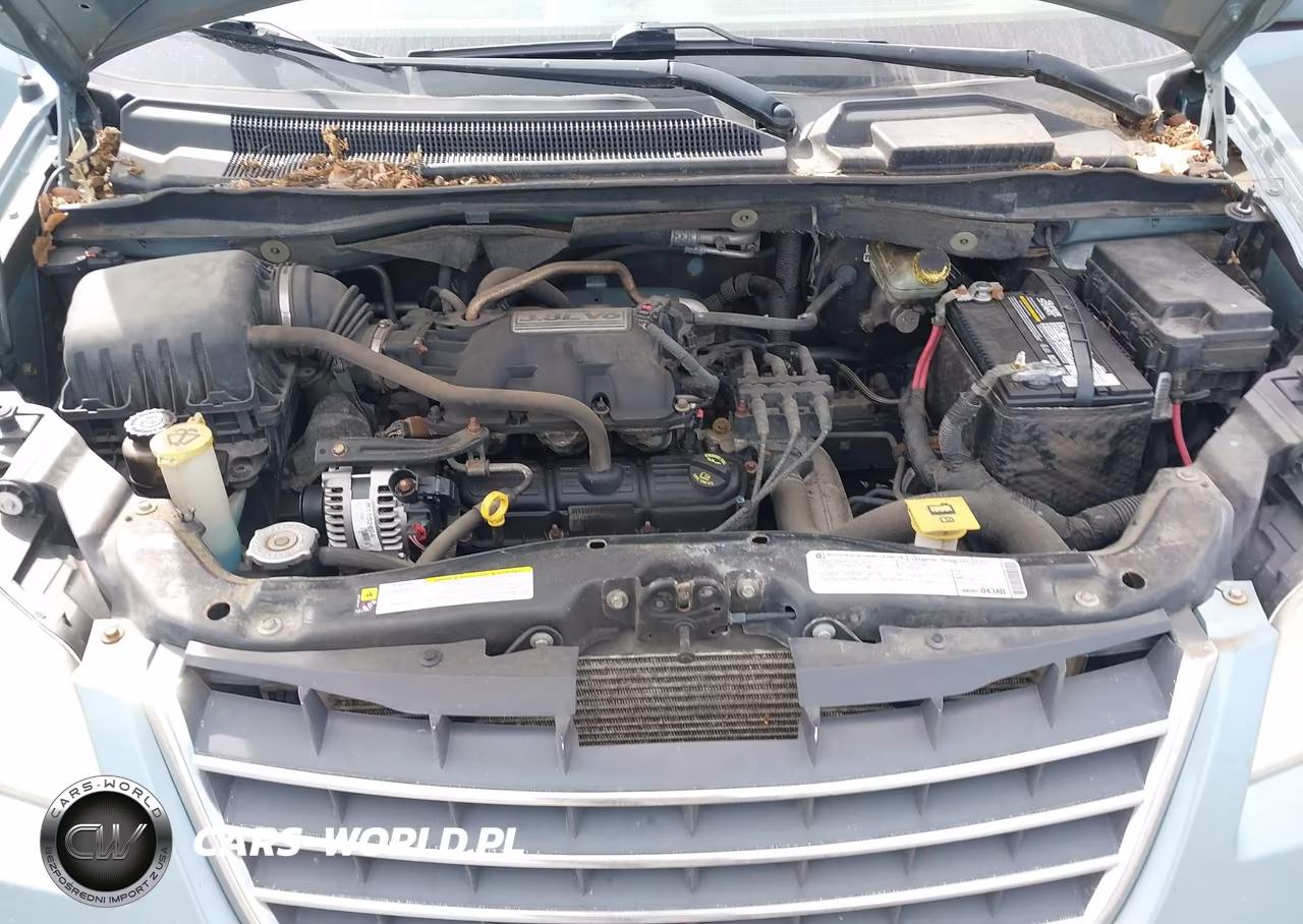 2010 Chrysler Town & Country Touring VIN:2A4RR5D13AR359518 - 10