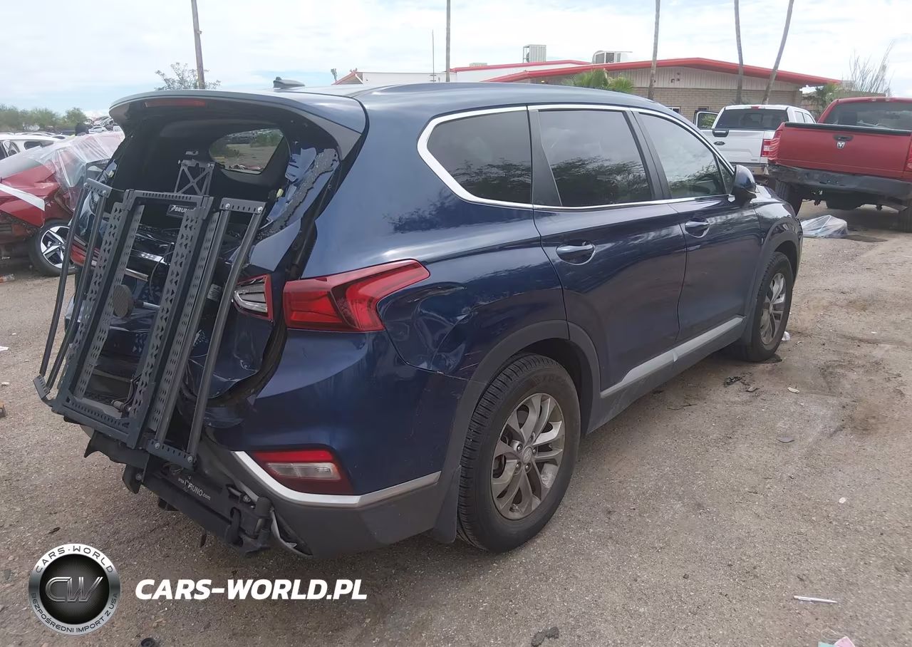 2019 Hyundai Santa Fe Se VIN:5NMS23AD4KH131537 - 4