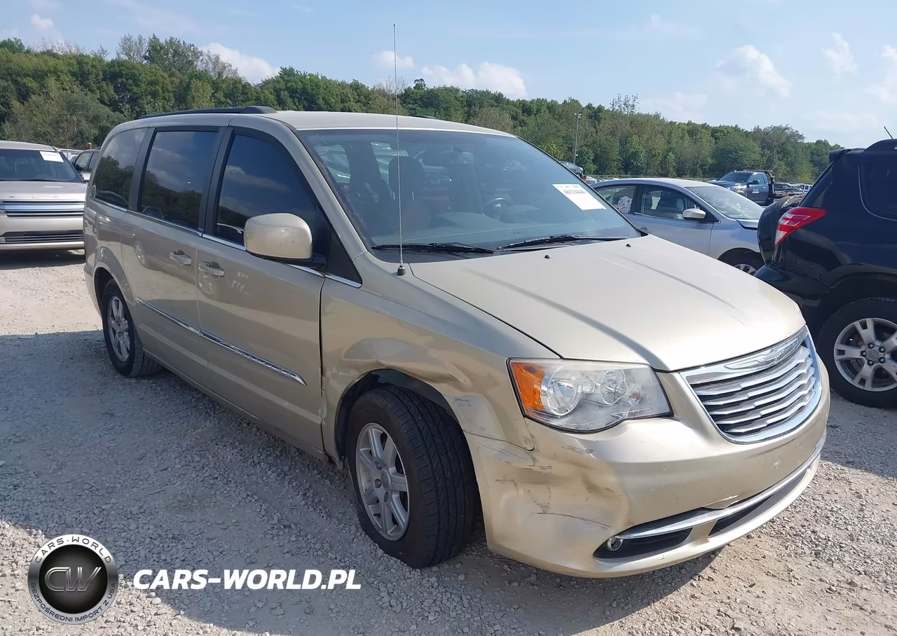 2012 Chrysler Town & Country Touring