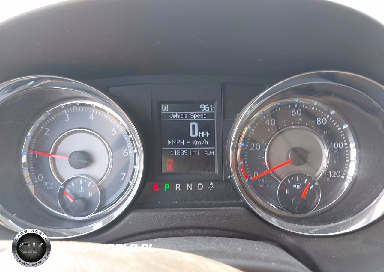2012 Chrysler Town & Country Touring VIN:2C4RC1BG7CR145383 - 7