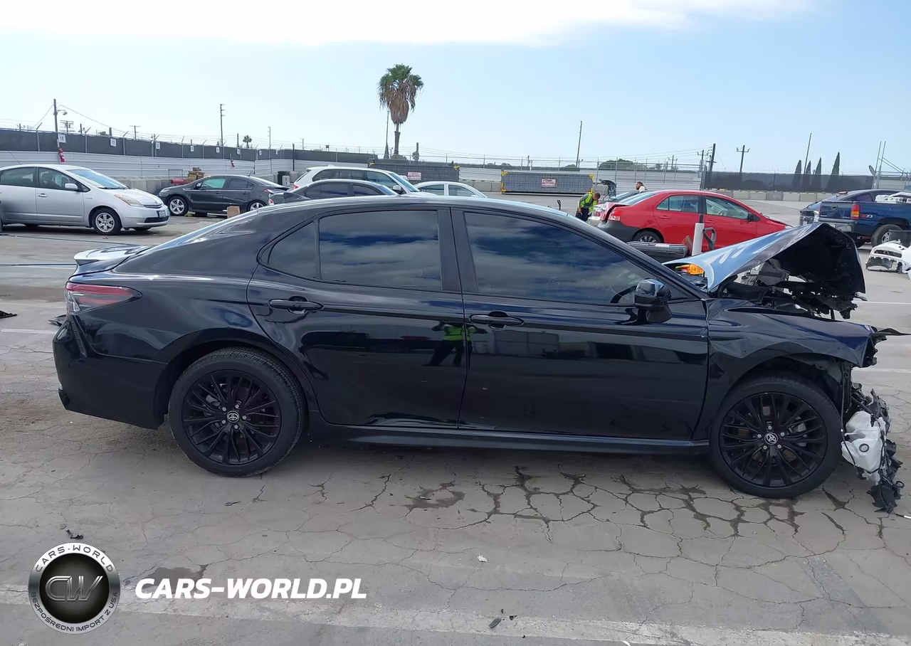 2021 Toyota Camry Se Nightshade Edition VIN:4T1G11AK8MU491980 - 14