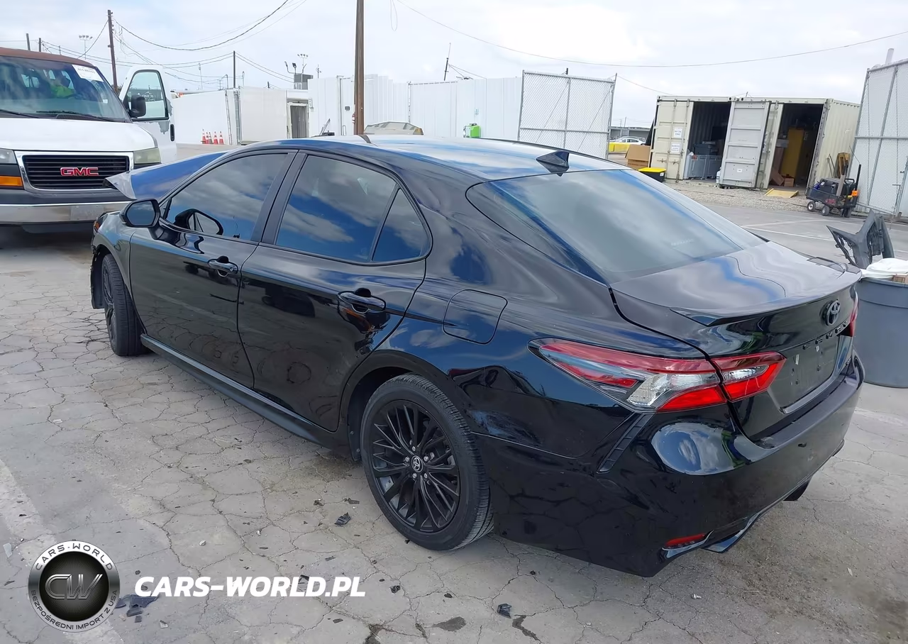 2021 Toyota Camry Se Nightshade Edition VIN:4T1G11AK8MU491980 - 3