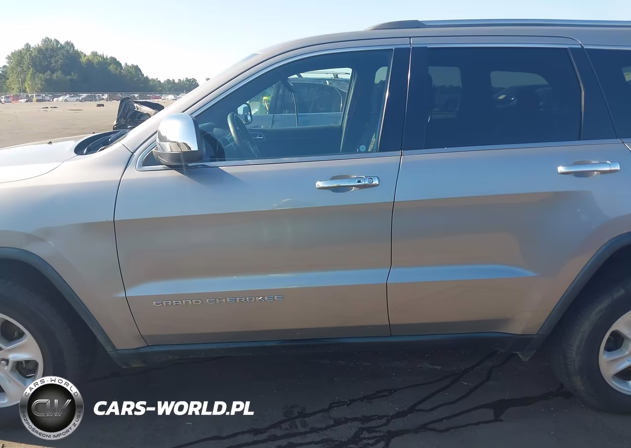2014 Jeep Grand Cherokee Laredo VIN:1C4RJFAG5EC482554 - 14