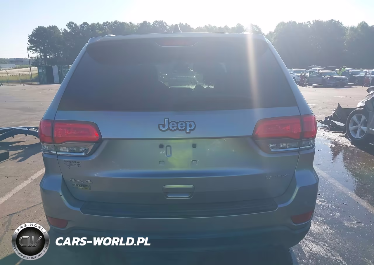 2014 Jeep Grand Cherokee Laredo VIN:1C4RJFAG5EC482554 - 16