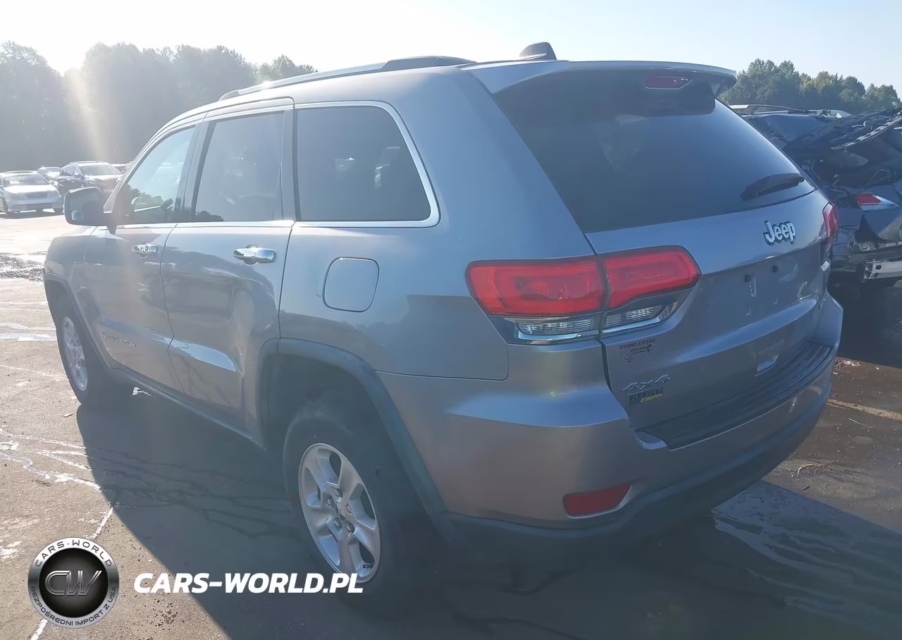 2014 Jeep Grand Cherokee Laredo VIN:1C4RJFAG5EC482554 - 3