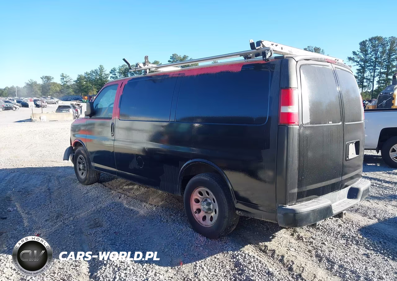 2009 Chevrolet Express 1500 Work Van VIN:1GCFG15X291135604 - 3