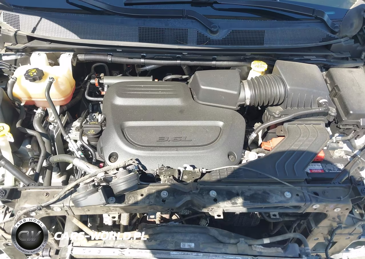 2019 Chrysler Pacifica Touring L VIN:2C4RC1BG8KR626676 - 10
