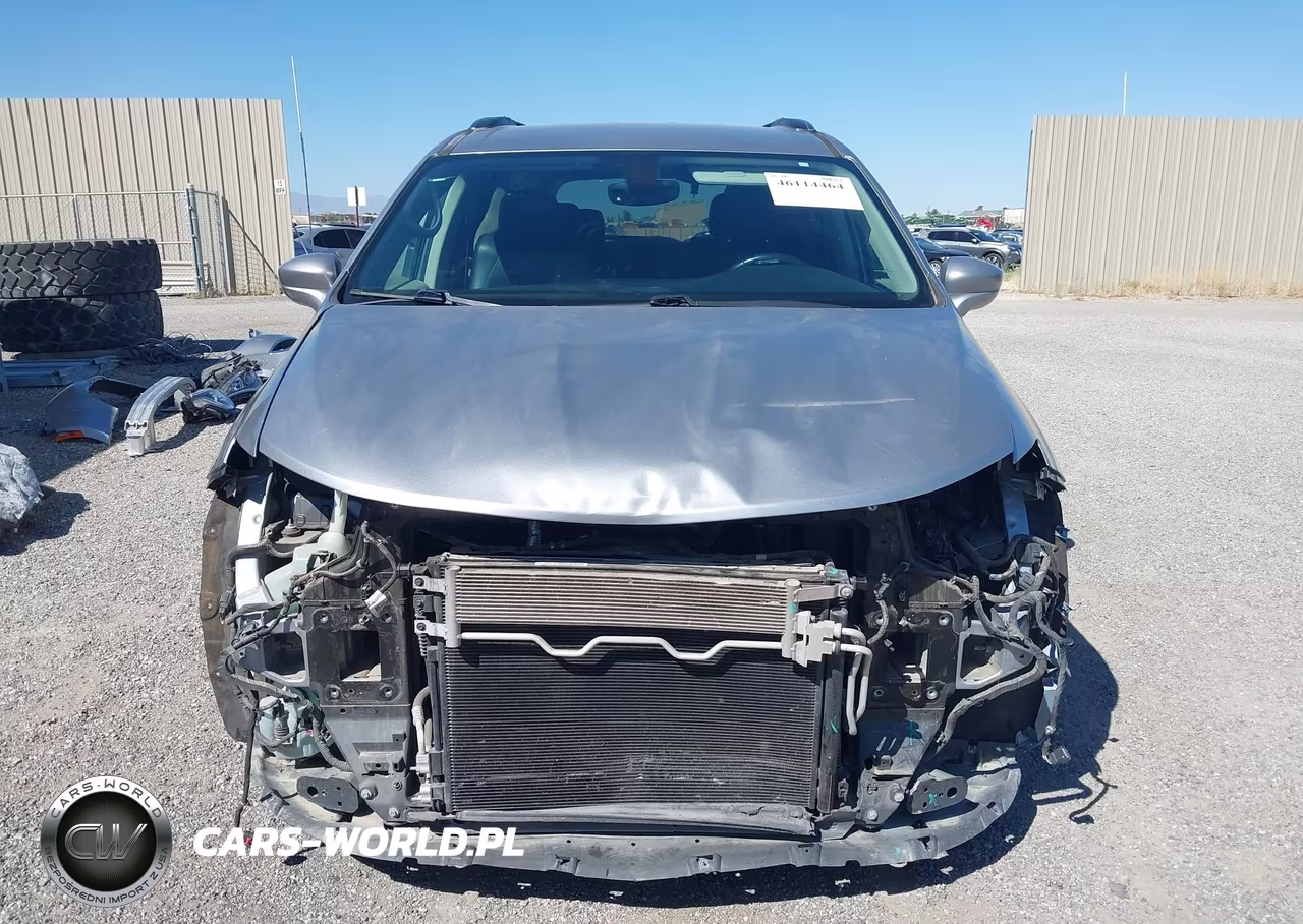 2019 Chrysler Pacifica Touring L VIN:2C4RC1BG8KR626676 - 13