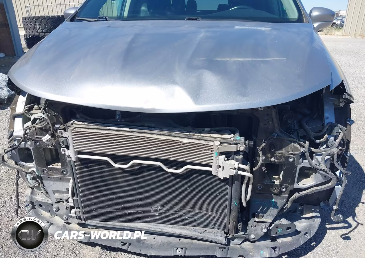 2019 Chrysler Pacifica Touring L VIN:2C4RC1BG8KR626676 - 6