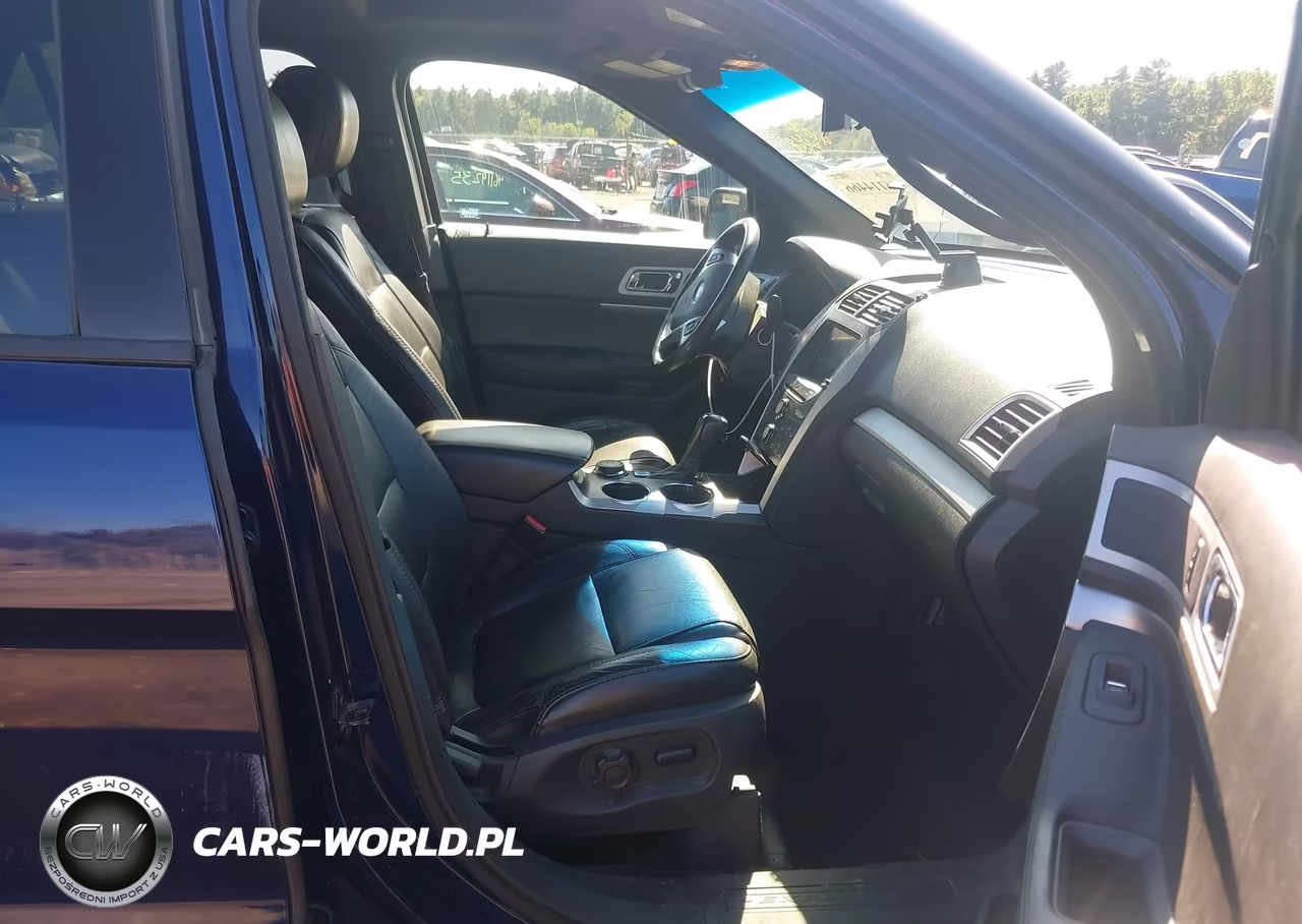 2011 Ford Explorer Xlt VIN:1FMHK8D89BGA13329 - 5