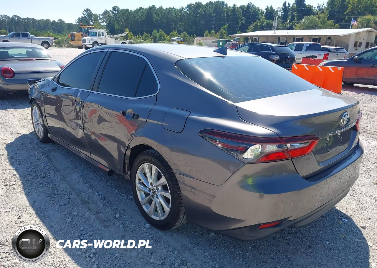 2021 Toyota Camry Le VIN:4T1C11AK6MU529480 - 3