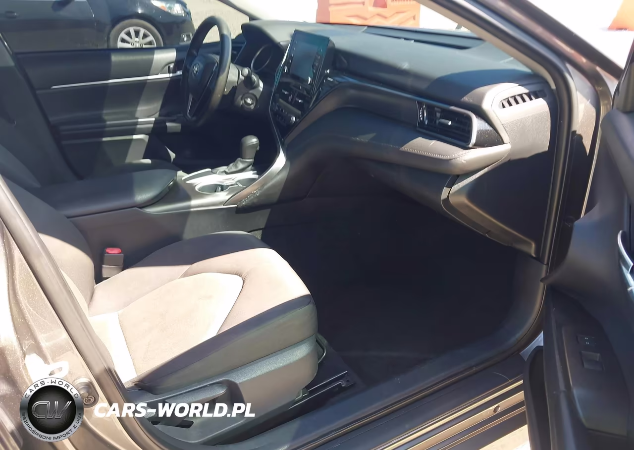 2021 Toyota Camry Le VIN:4T1C11AK6MU529480 - 5