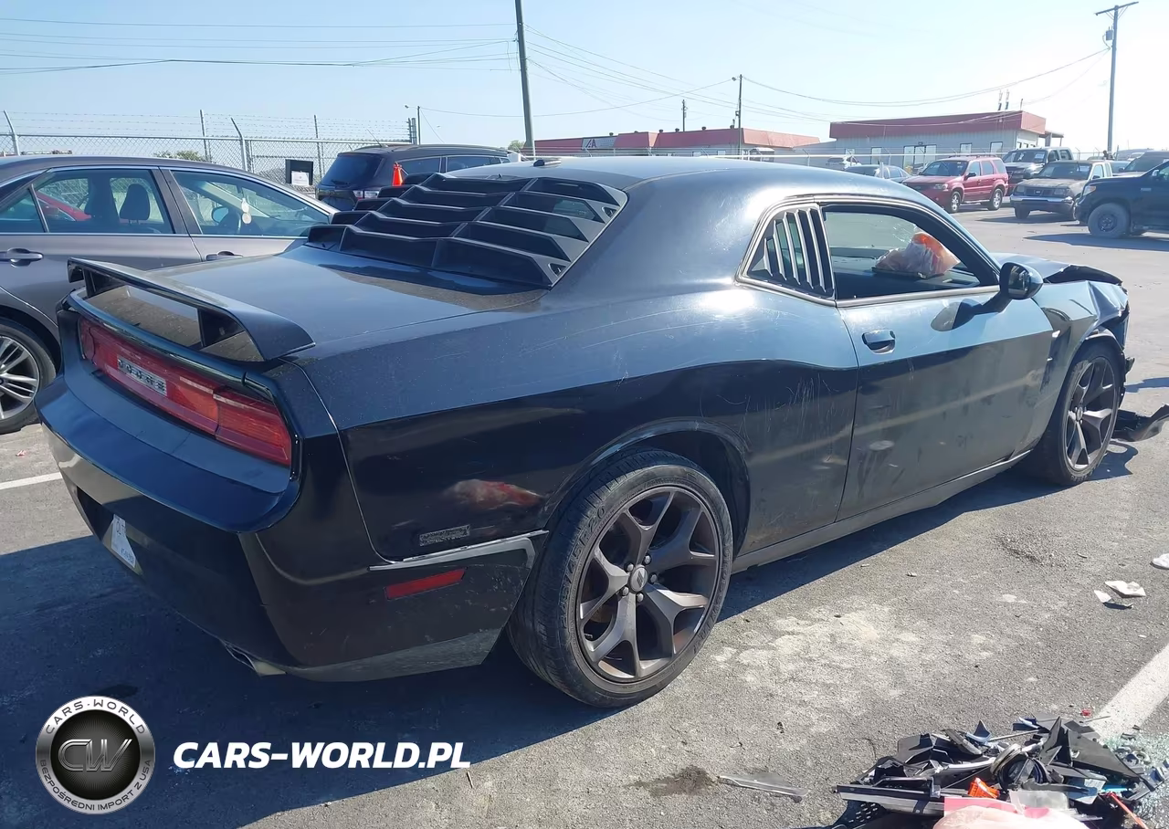 2012 Dodge Challenger Sxt VIN:2C3CDYAGXCH137477 - 4