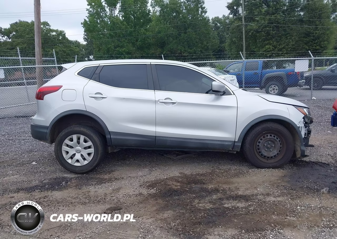 2019 Nissan Rogue Sport S VIN:JN1BJ1CR2KW340789 - 14