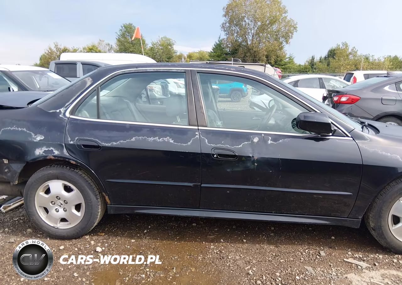 2002 Honda Accord 3.0 Ex VIN:1HGCG165X2A011409 - 13